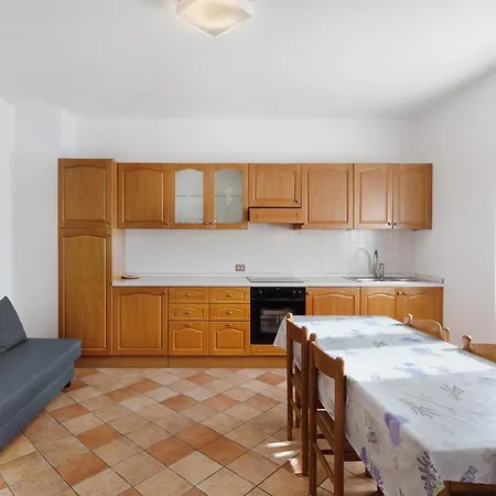 Apartment Malibu 3 *